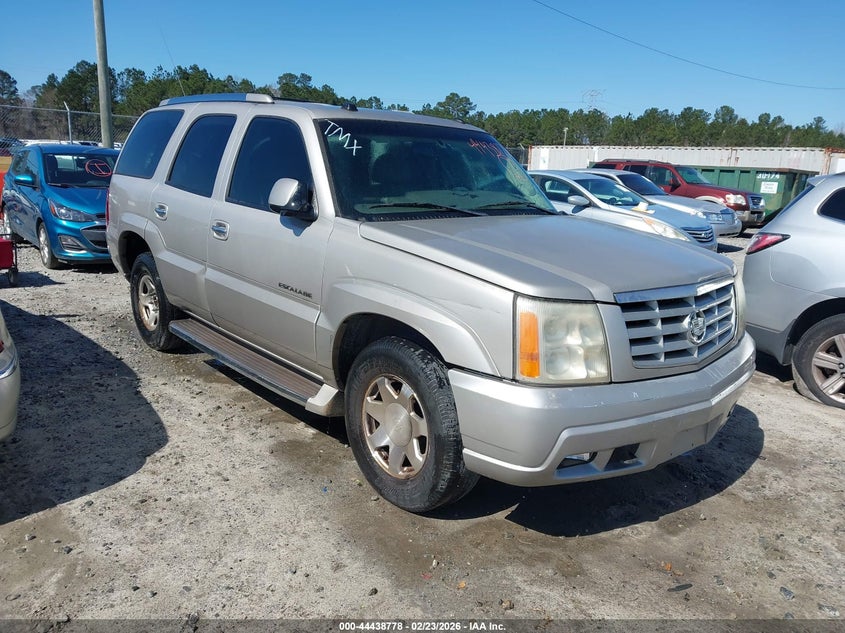 2005 Cadillac Escalade Standard