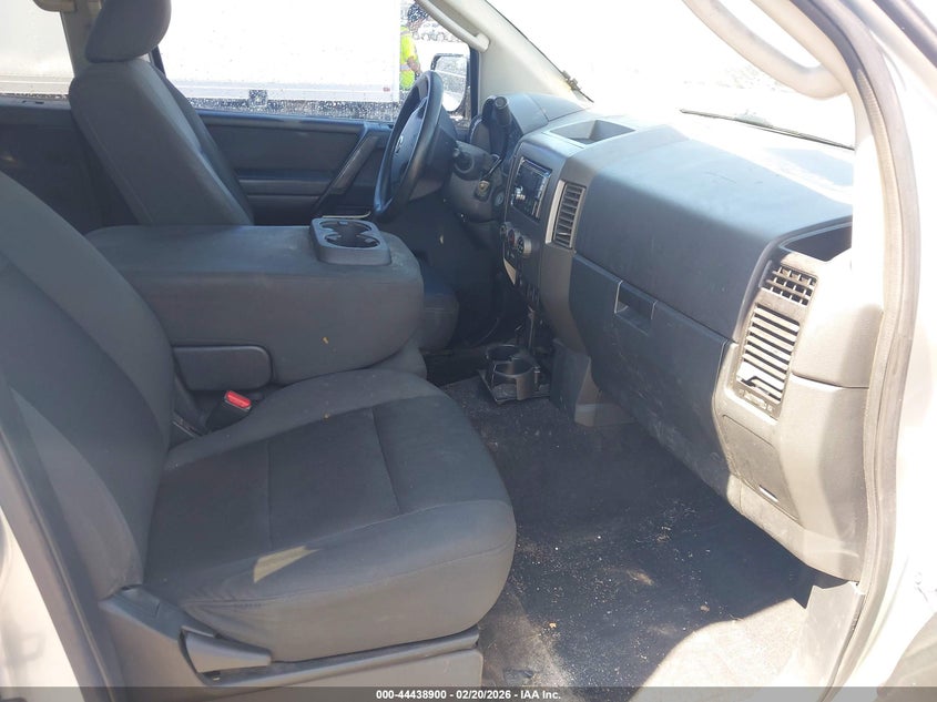 2010 Nissan Titan Xe