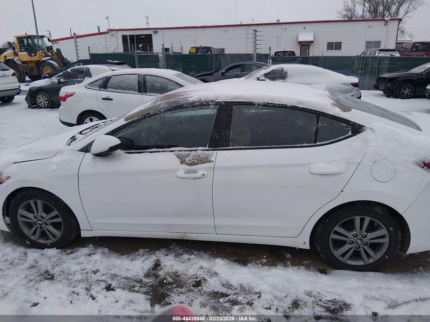 VIN 5NPD84LF6HH123849 2017 HYUNDAI ELANTRA SE
