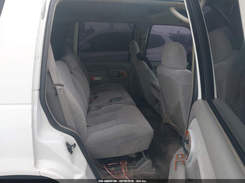 1996 Chevrolet Tahoe C1500 VIN: 1GNEC13R1TJ347405 Lot: 44439140