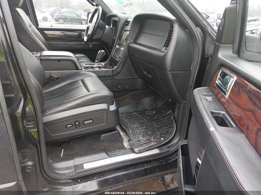 2017 Lincoln Navigator L Reserve