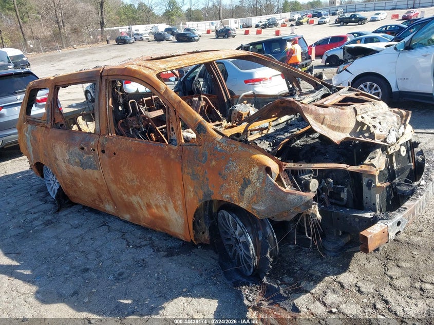 2020 Toyota Sienna Xle