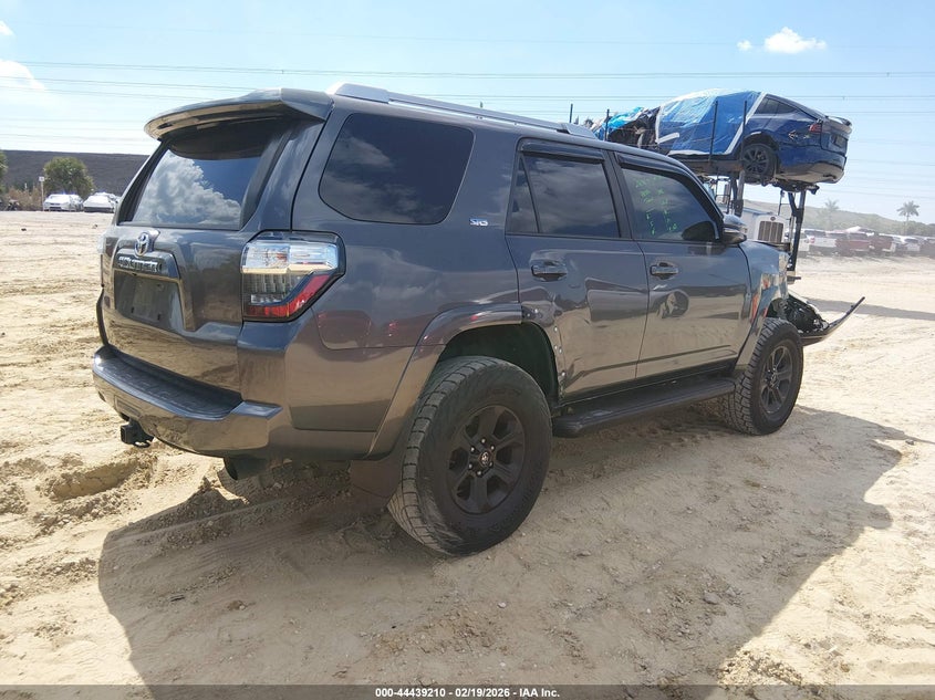Vin: jtebu5jr3h5428730, lot: 44935863, toyota 4runner sr5 premium 20174