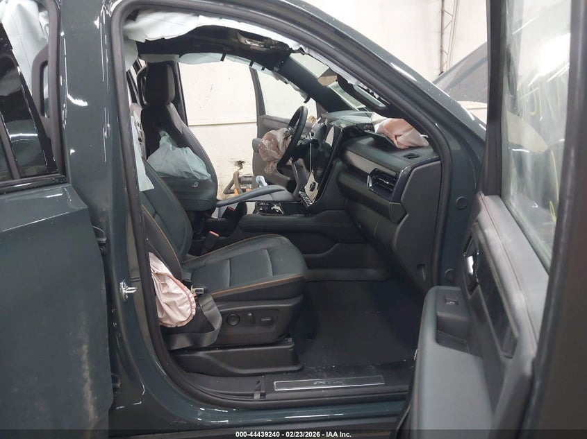 2026 GMC Yukon 4Wd At4