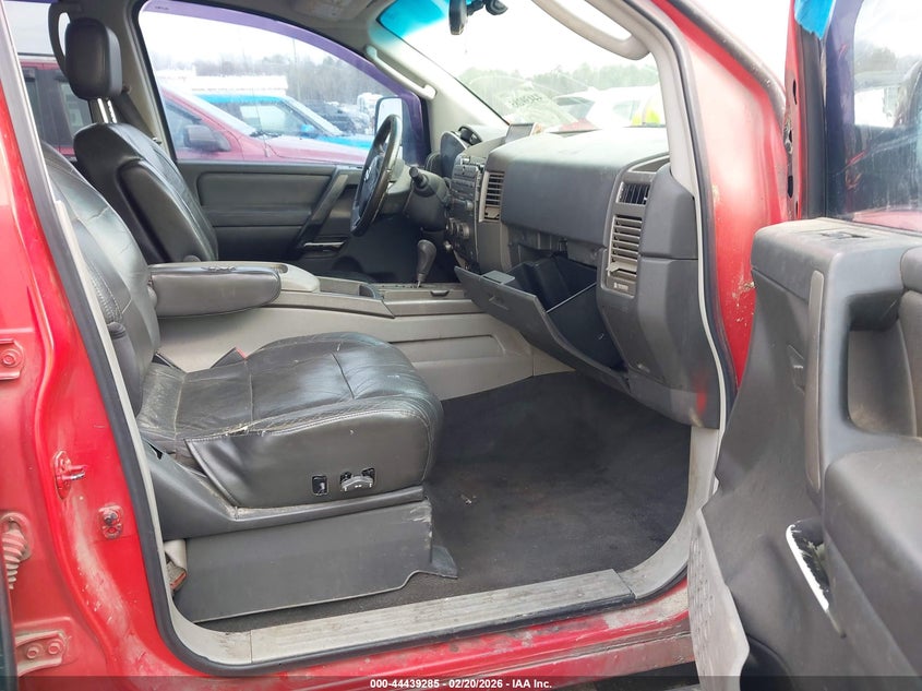 2004 Nissan Titan Le