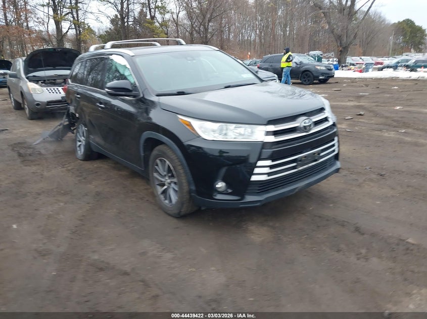2019 Toyota Highlander Xle