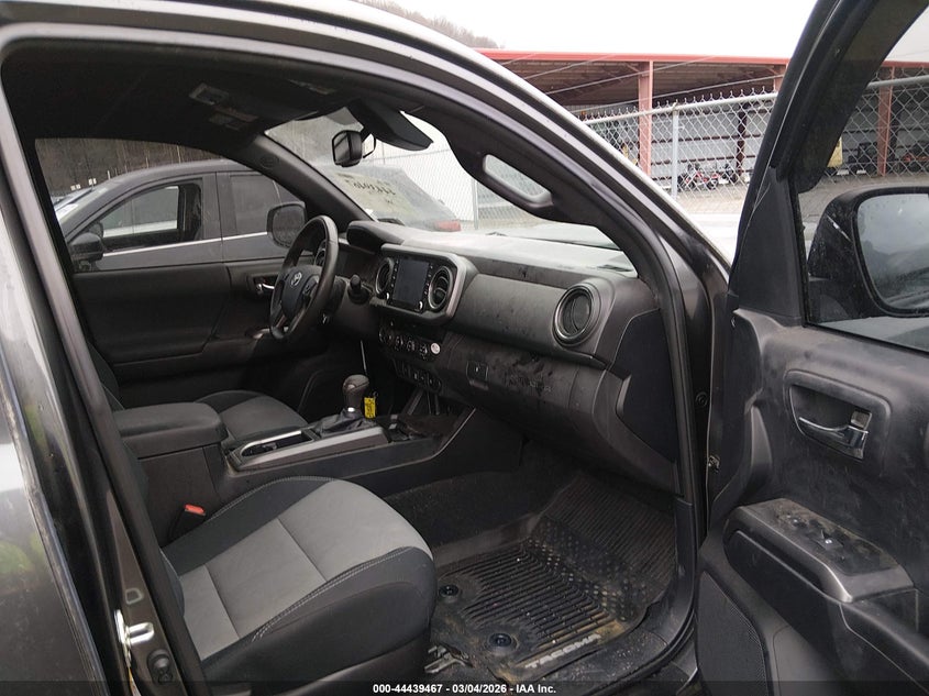 2020 Toyota Tacoma 4Wd Trd Sport