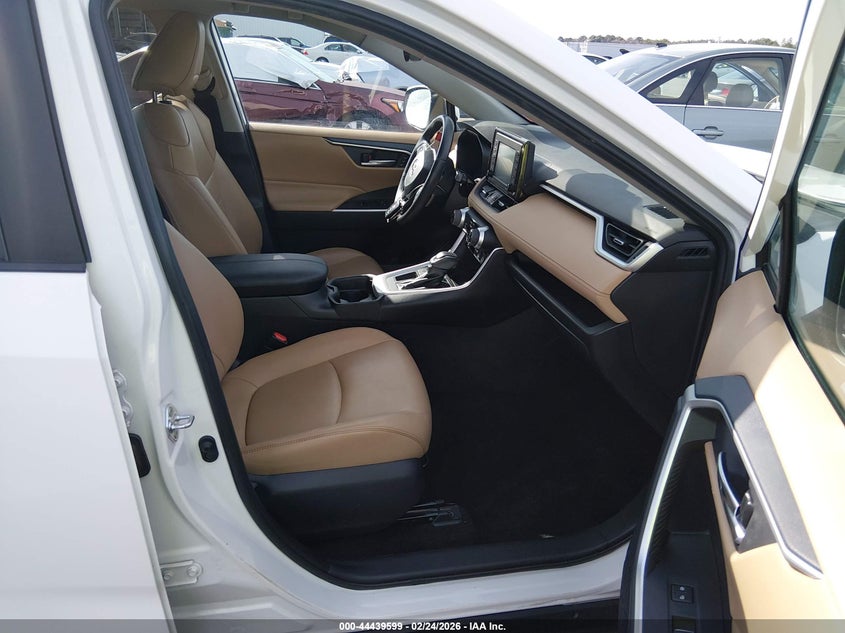 2020 Toyota Rav4 Xle Premium