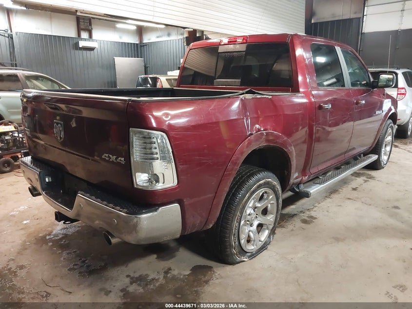 2017 Ram 1500 Laramie 4X4 5'7 Box