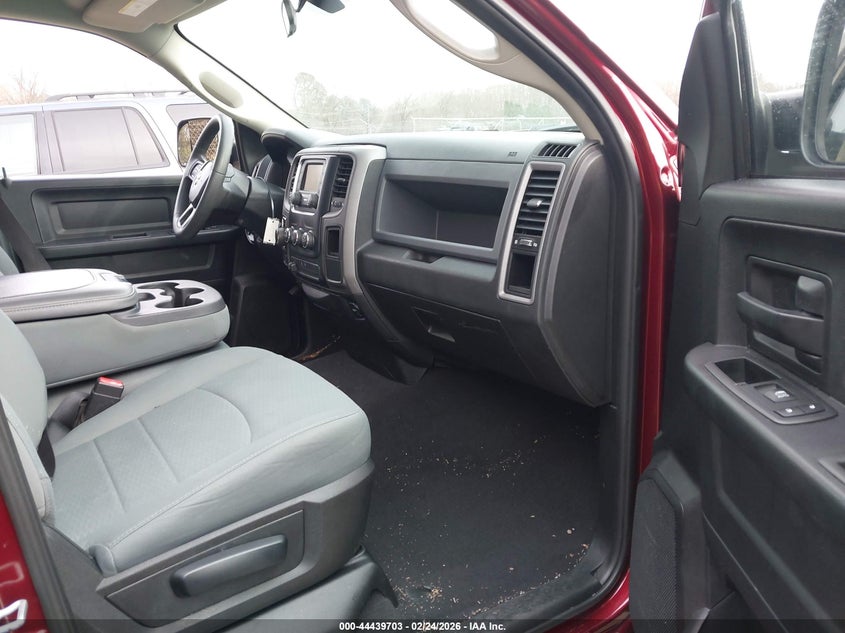 2018 Ram 1500 Express 4X4 6'4 Box