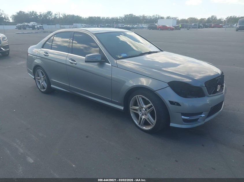 2013 Mercedes-Benz C 350 Sport