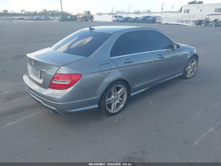 2013 Mercedes-Benz C 350 Sport