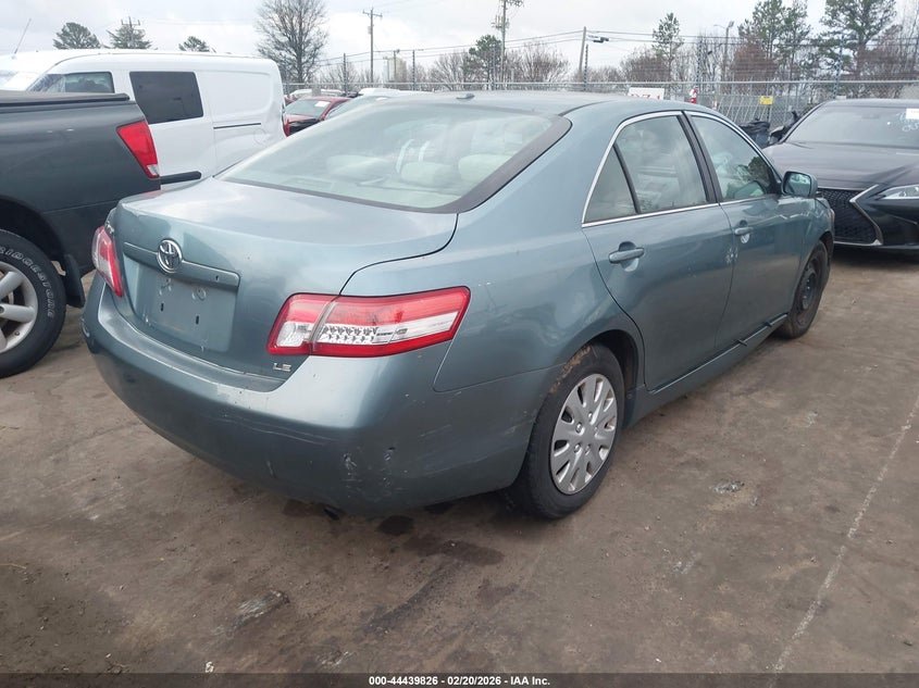 2010 Toyota Camry Le