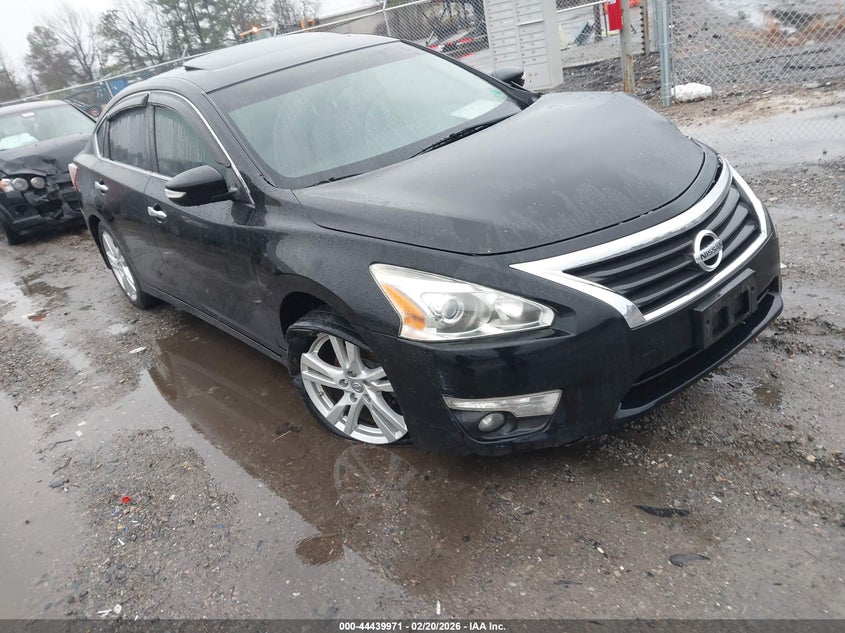 2013 Nissan Altima 3.5 Sv