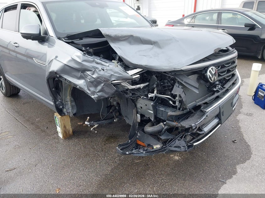 2024 Volkswagen Atlas Cross Sport 2.0T Sel Premium R-Line VIN: 1V2FE2CA0RC239604 Lot: 44439996