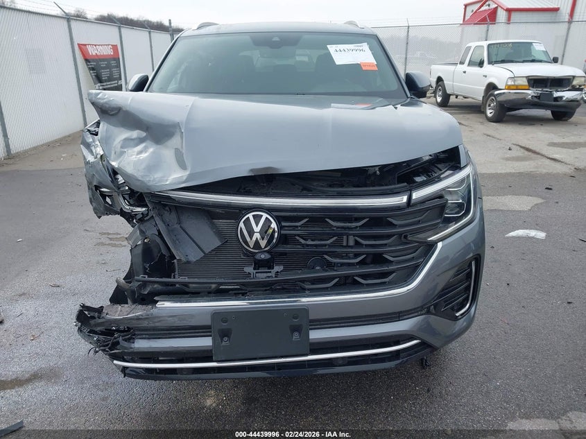 2024 Volkswagen Atlas Cross Sport 2.0T Sel Premium R-Line VIN: 1V2FE2CA0RC239604 Lot: 44439996