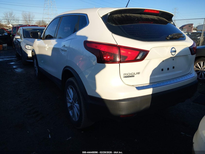 2017 Nissan Rogue Sport S