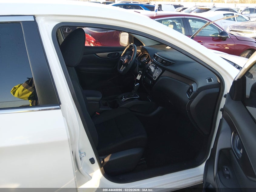 2017 Nissan Rogue Sport S