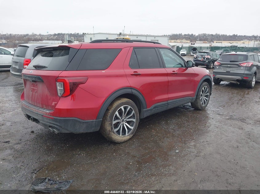 2021 Ford Explorer St
