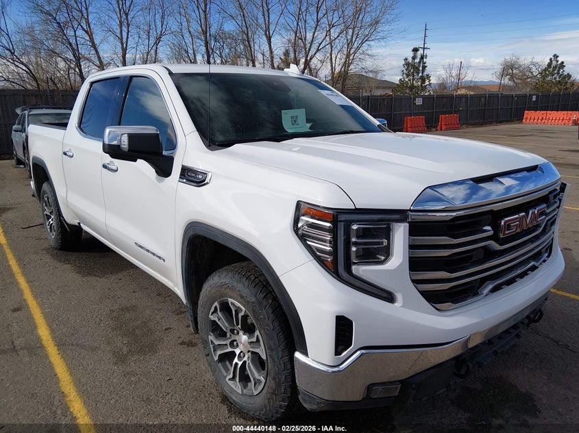 2025 GMC Sierra 1500 2Wd Short Box Slt