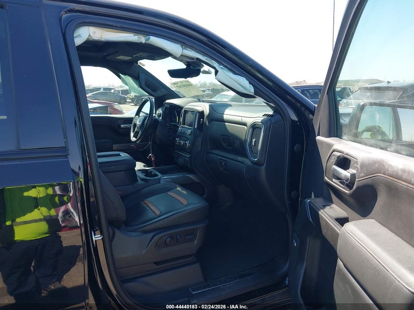 2022 GMC Sierra 1500 Limited 4Wd Short Box At4