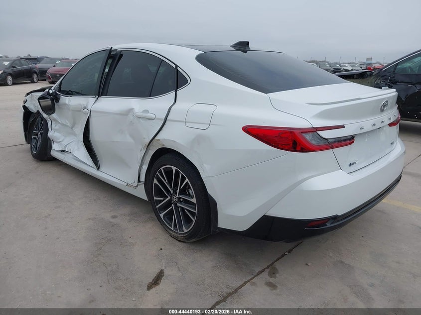 2025 Toyota Camry Xle