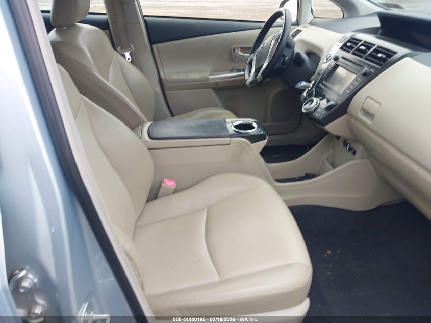 2014 Toyota Prius V Five