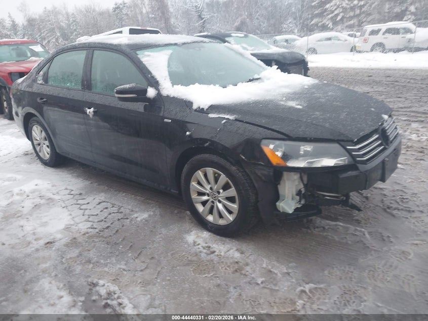 2015 Volkswagen Passat 1.8T Wolfsburg Edition