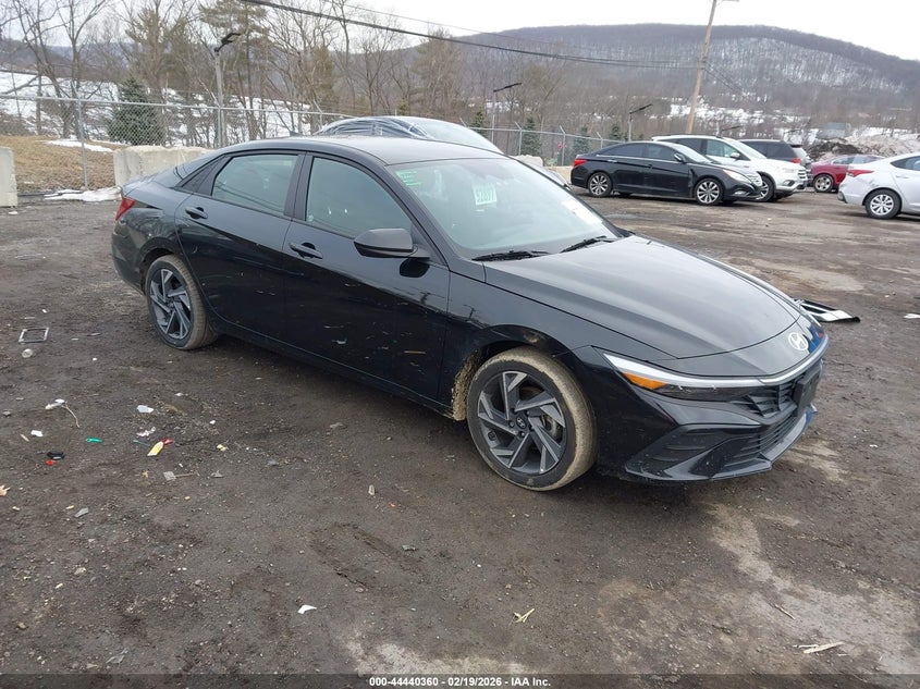 2025 HYUNDAI ELANTRA SEL SPORT