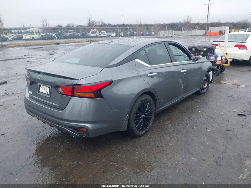 2025 Nissan Altima Sv Fwd