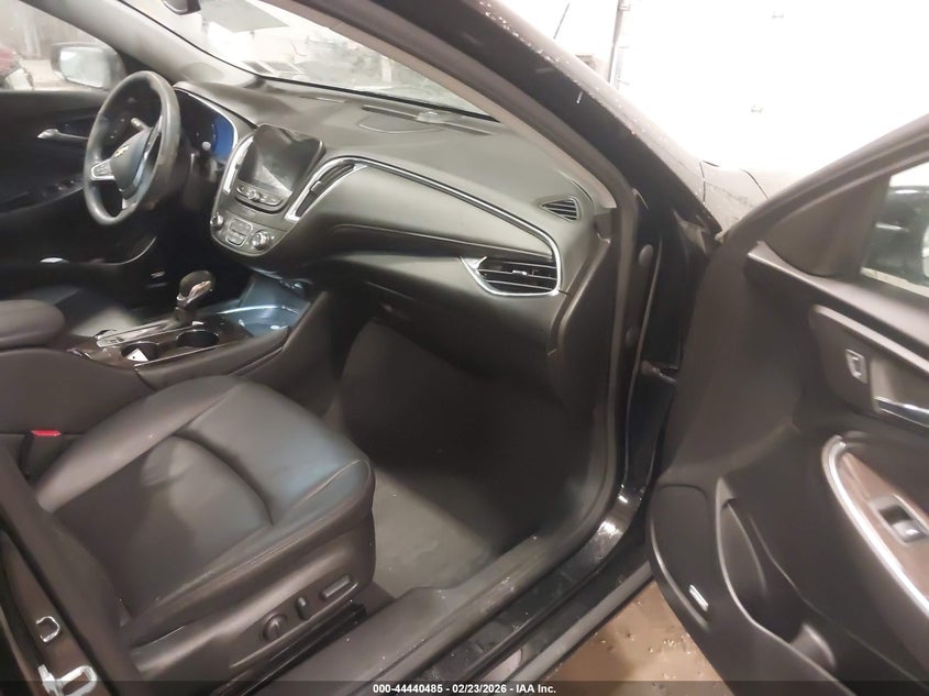 2023 Chevrolet Malibu Fwd 2Lt