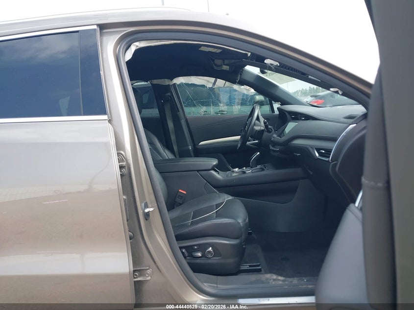 2020 Cadillac Xt4 Fwd Premium Luxury