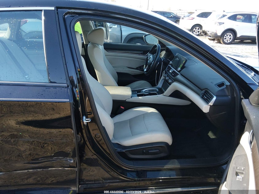 2018 Honda Accord Touring 2.0T