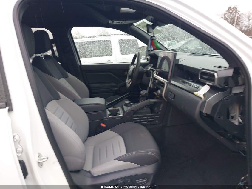 VIN 3TMLB5JN9RM024323 2024 TOYOTA TACOMA TRD SPORT
