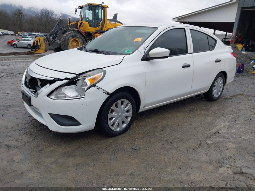 2018 Nissan Versa 1.6 S+