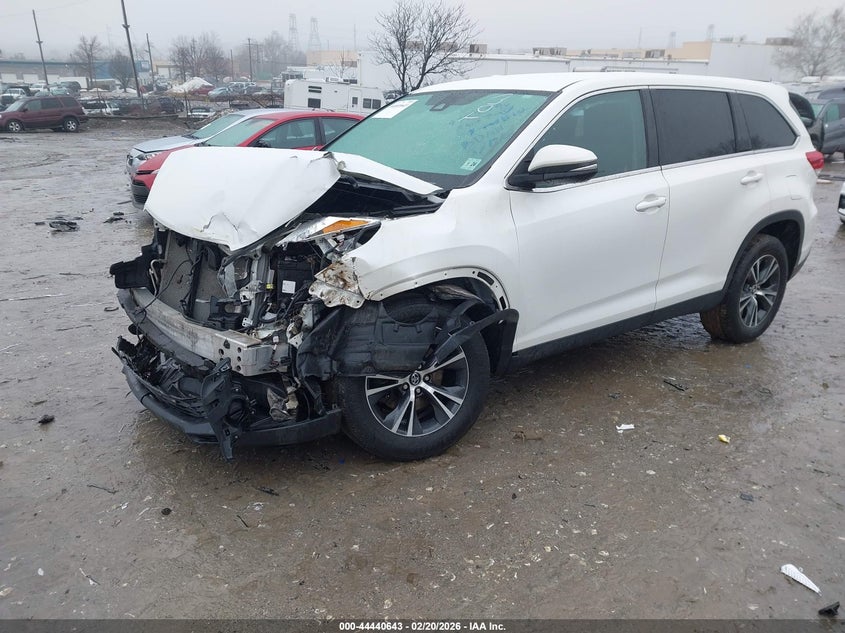 2019 Toyota Highlander Le