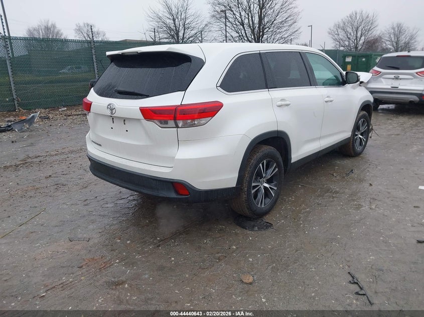 2019 Toyota Highlander Le