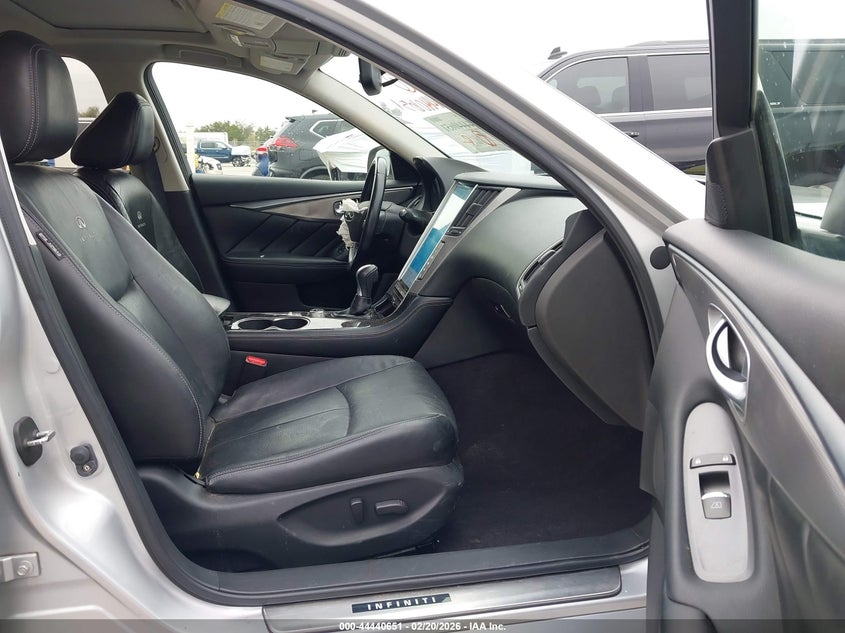 2014 Infiniti Q50 Premium