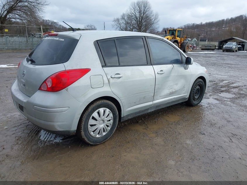 2012 Nissan Versa 1.8 S
