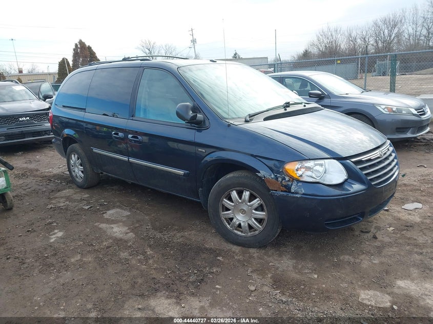 2007 Chrysler Town & Country Touring