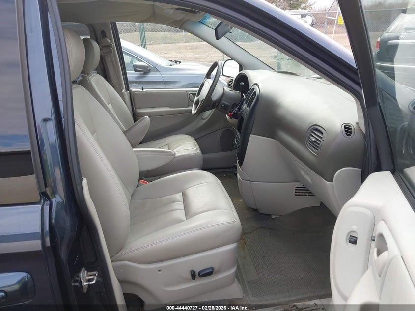 2007 Chrysler Town & Country Touring