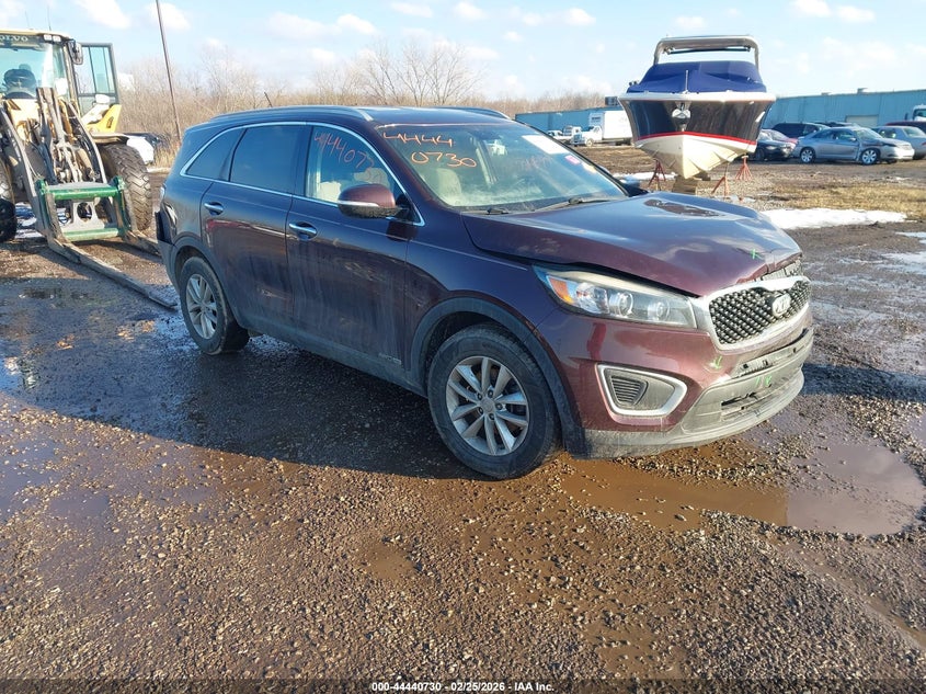 Vin: 5xypgda50jg417660, lot: 44937383, kia sorento 3.3l lx 2018 img_1