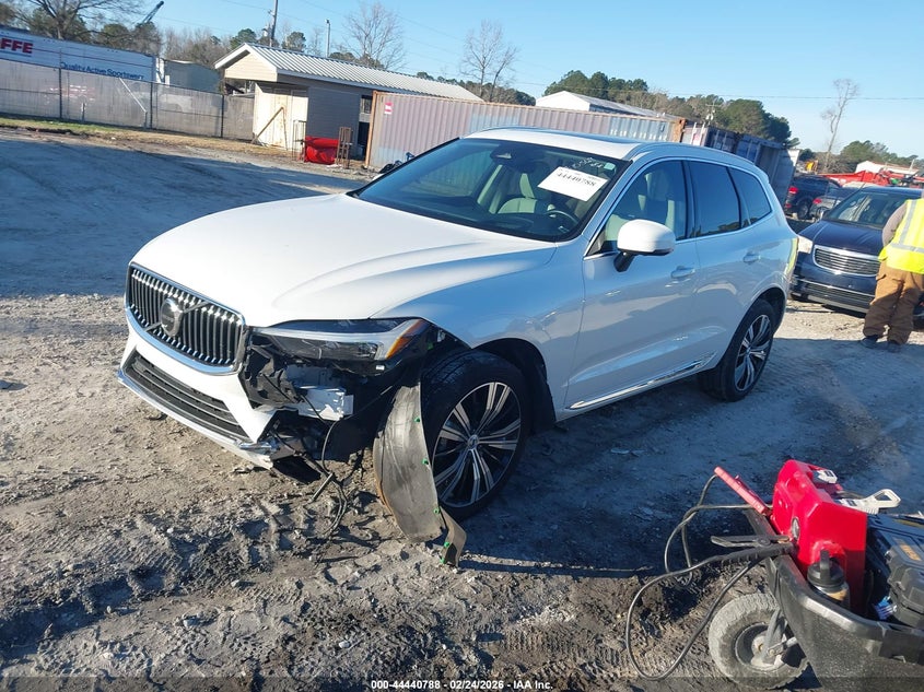 2023 Volvo Xc60 B5 Ultimate Bright Theme