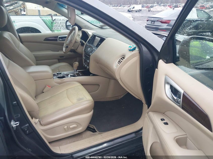 2015 Nissan Pathfinder Platinum