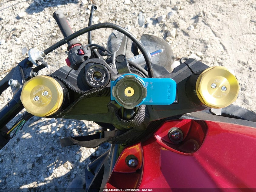 2025 Suzuki Gsx-R1000 VIN: JS1DM11B5S7100059 Lot: 44440901