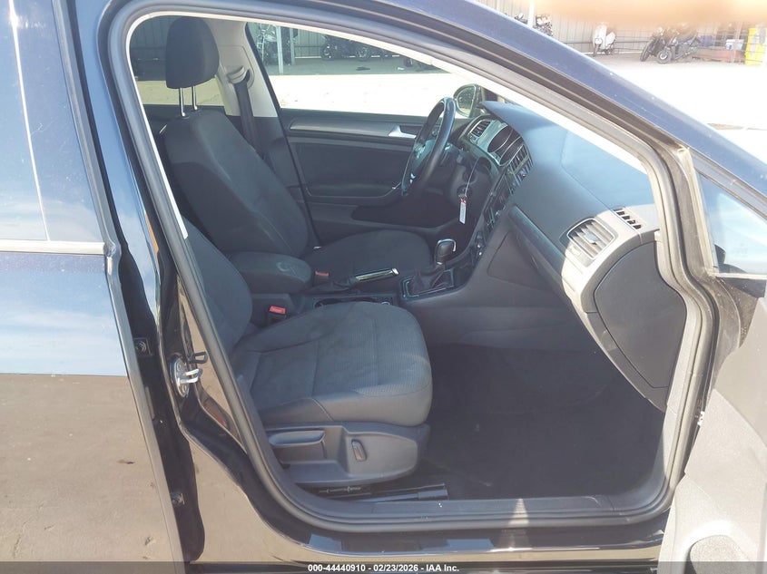 2019 Volkswagen Golf 1.4T S/1.4T Se