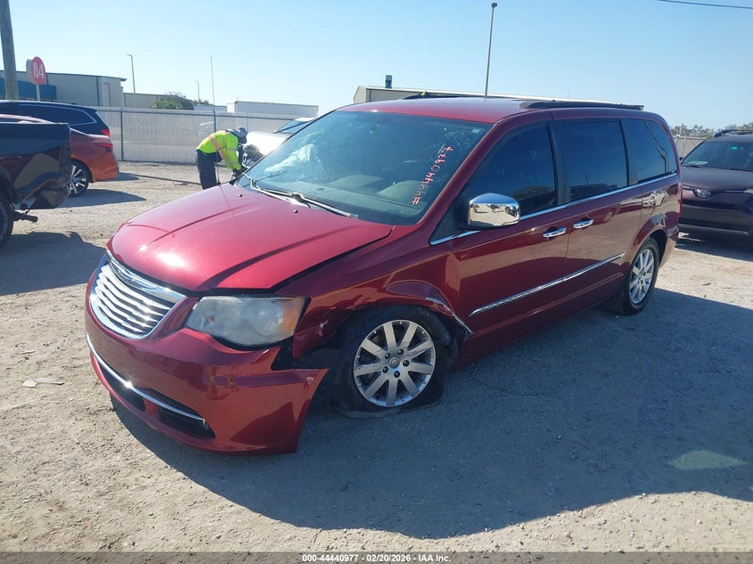 2012 Chrysler Town & Country Touring-L