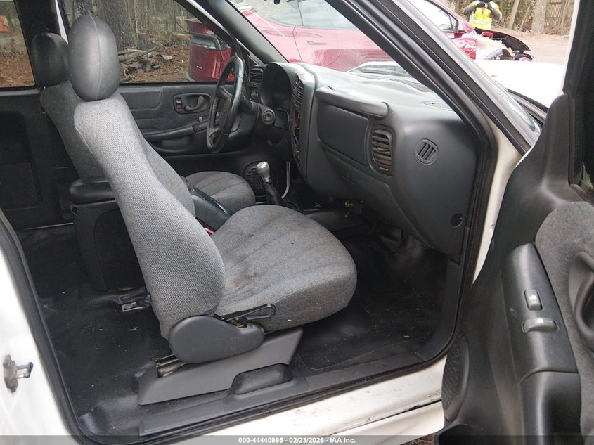 2003 Chevrolet S-10 Ls