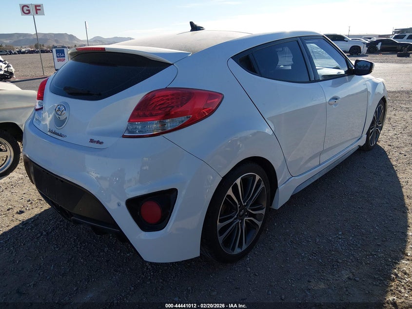 2016 Hyundai Veloster Turbo