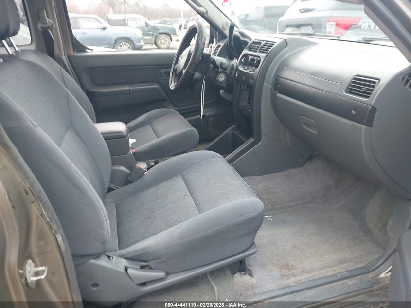 2002 Nissan Frontier Xe